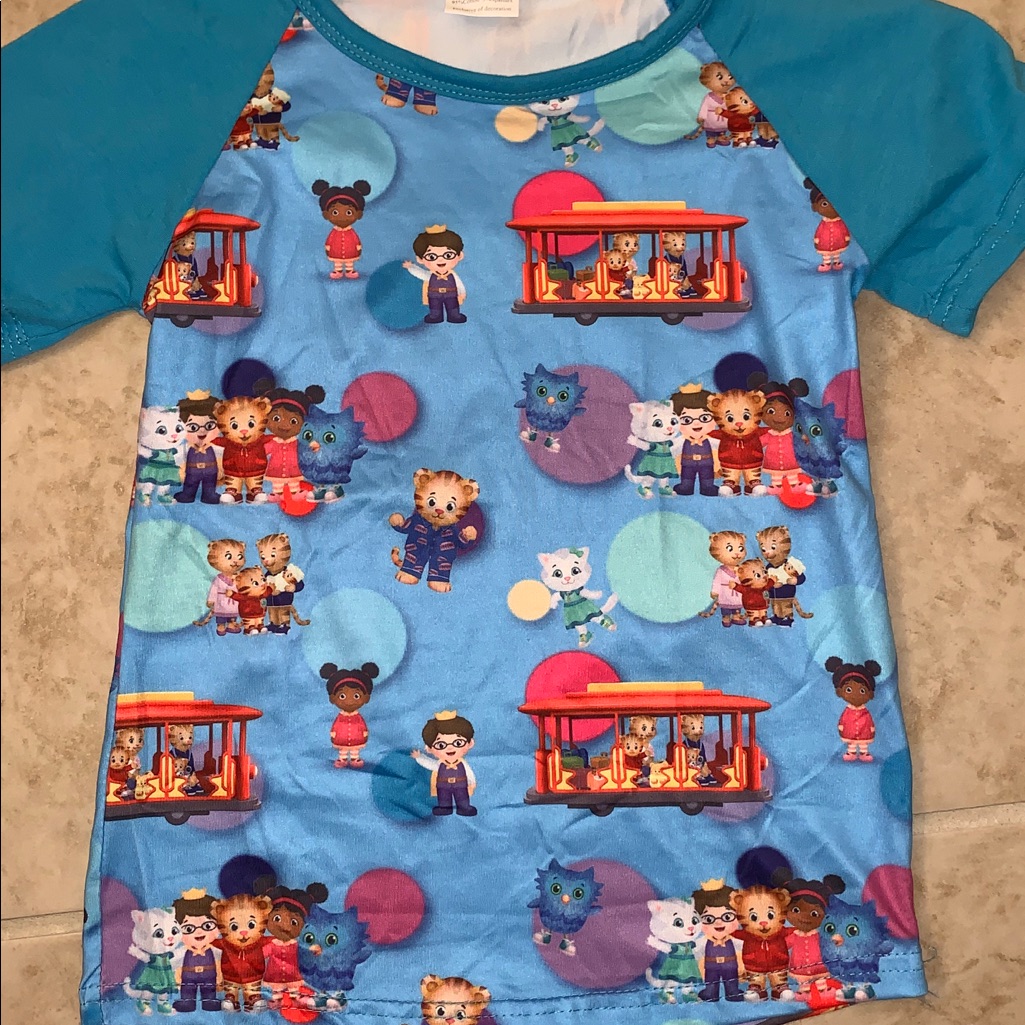 New Daniel Tiger Pbs Kids Raglan Tshirt 4t